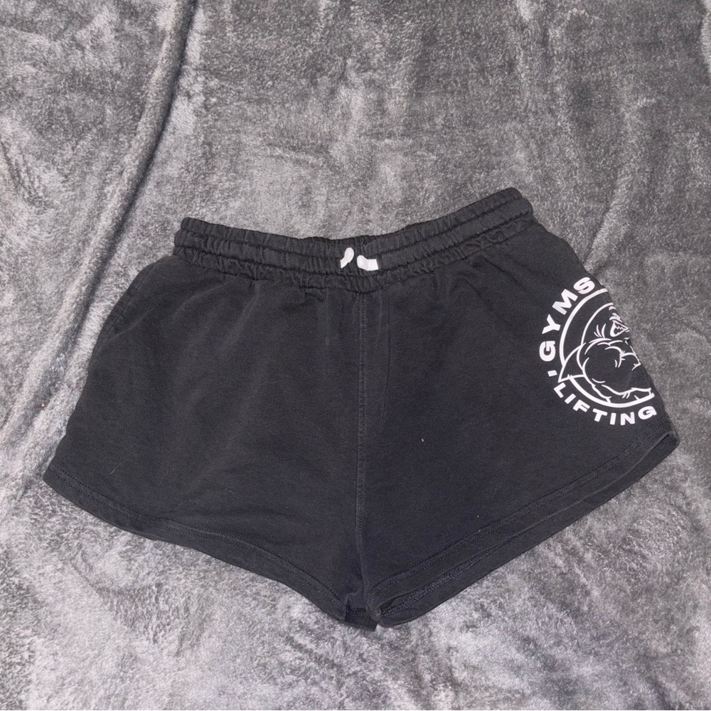 GYMSHARK SHORTS